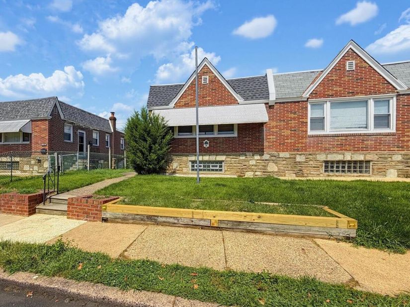1705 Benson Street, Philadelphia PA 19152