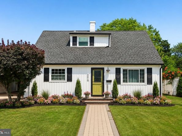 586 Doloro Drive, Morrisville PA 19067