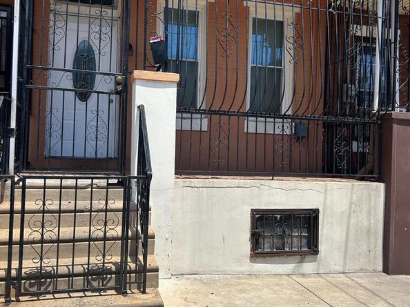 211 E Ontario Street, Philadelphia PA 19134