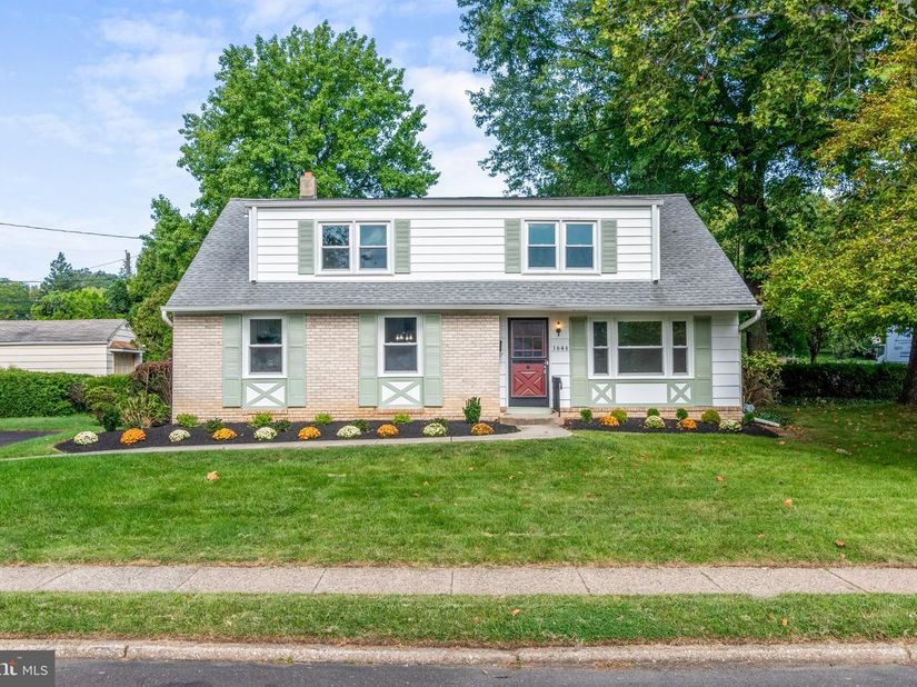 1646 Marian Road, Abington PA 19001