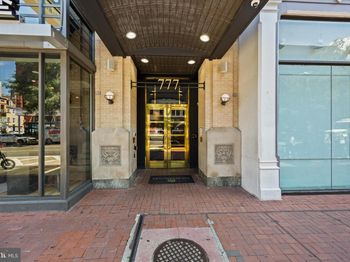 777 7TH Street NW