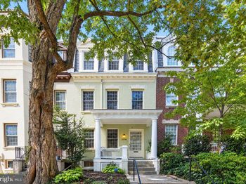 2714 27TH Street NW