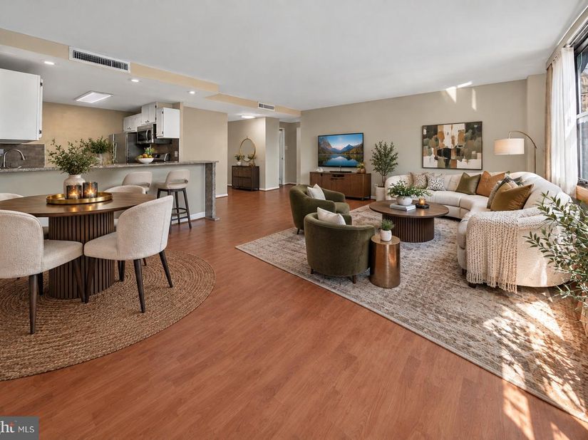 4600 Duke Street 1511, Alexandria VA 22304