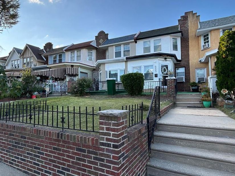 5223 Diamond Street, Philadelphia PA 19131