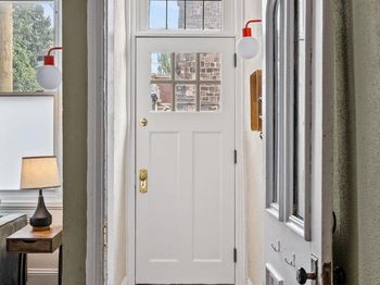 440 N 38TH Street