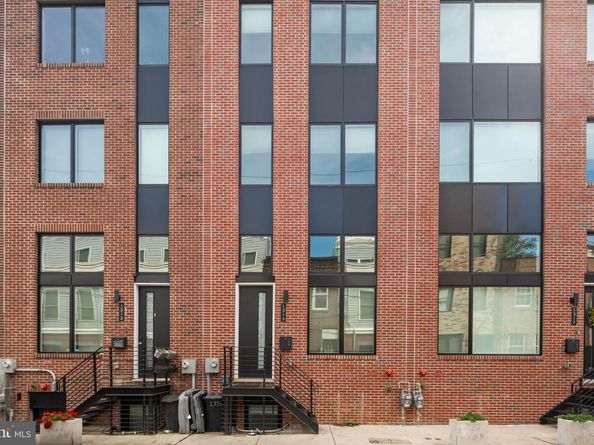 1315 S Capitol Street, Philadelphia PA 19146