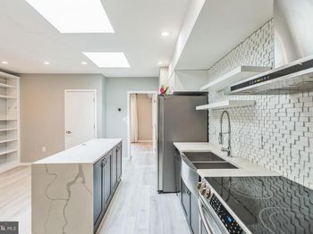 1332 Bryant Street NE