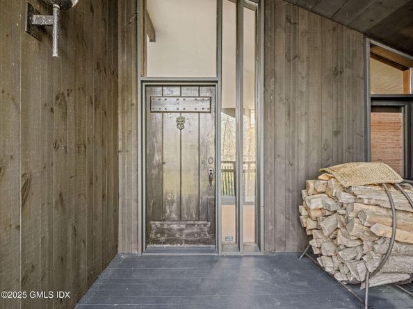 484 Cognewaugh Road, Cos Cob CT 06807