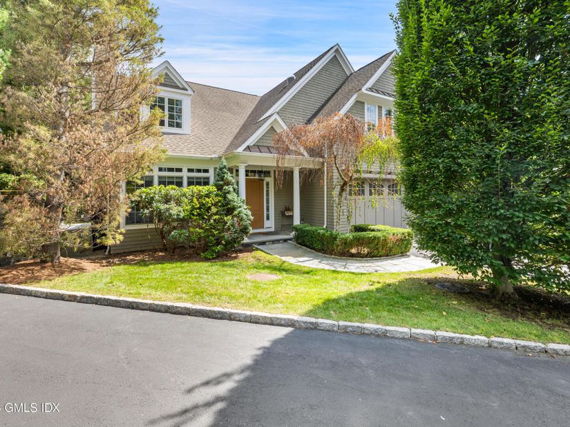 340 Valley Road 2, Cos Cob CT 06807