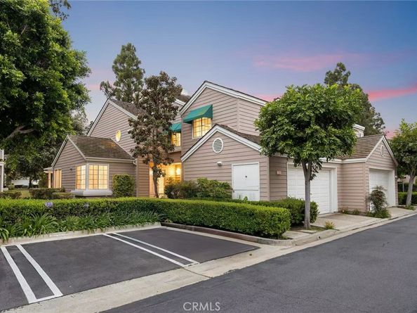 56 Lakefront 52, Irvine CA 92604