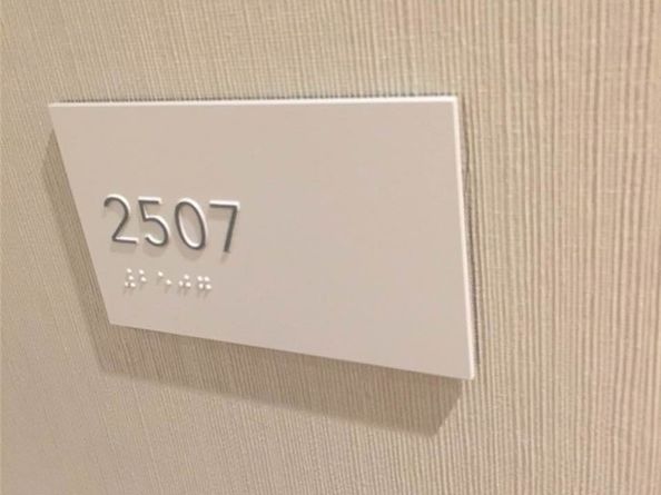 889 Francisco 2507, Los Angeles CA 90017