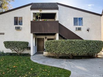 8009 Caminito De Pizza