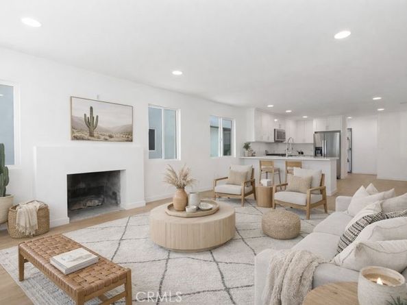 1845 W 66th, Los Angeles CA 90047