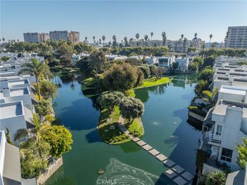 620 Harbor Street