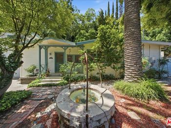 1551 N Beverly Glen Boulevard