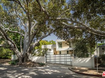 2410 N Vermont Avenue