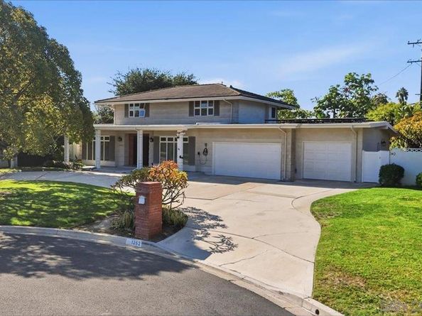 1262 Brittany Cross Rd, North Tustin CA 92705