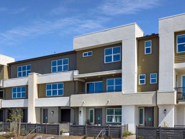 857 Cheyne Loop 3, Chula Vista CA 91911