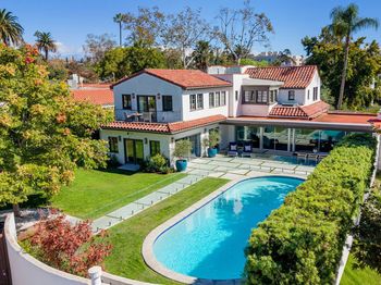 501 N Cahuenga Boulevard