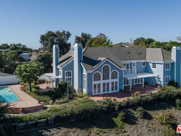 6080 Merritt Drive, Malibu CA 90265