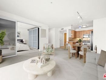 267 S San Pedro Street