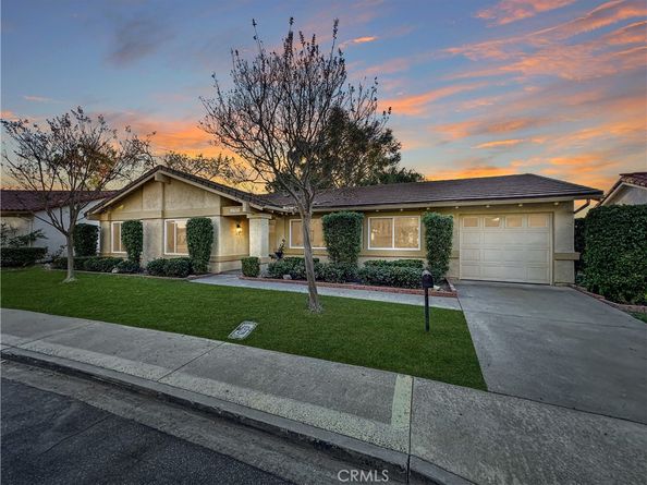 27806 Calle Marin, Mission Viejo CA 92692