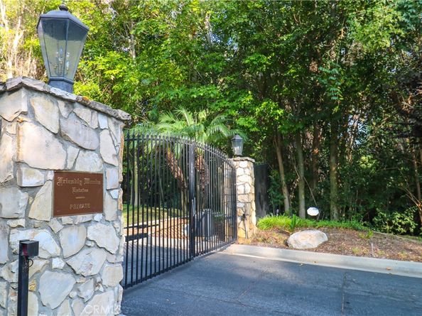 9455 Friendly Woods, Whittier CA 90605