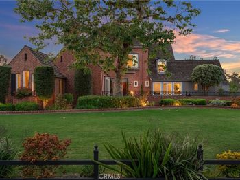 4275 Country Club Drive