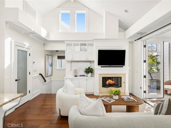 516 Poinsettia Avenue B, Corona Del Mar CA 92625