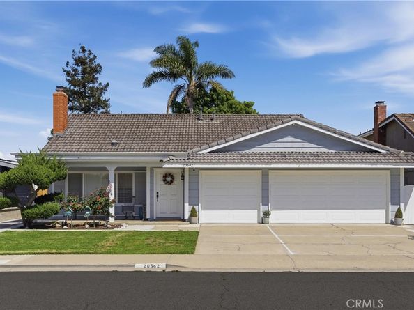 20542 Bearsden, Huntington Beach CA 92646