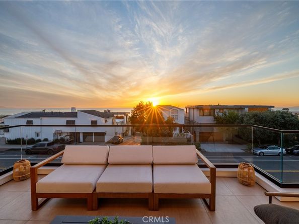 212 Manhattan Avenue, Manhattan Beach CA 90266