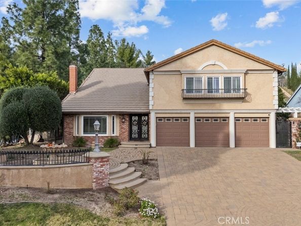 11101 Eton Avenue, Chatsworth CA 91311