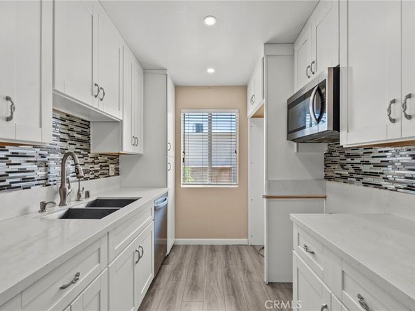 9950 Jordan 10, Chatsworth CA 91311