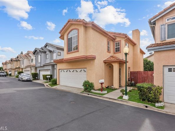 9400 Burnet 103, North Hills CA 91343