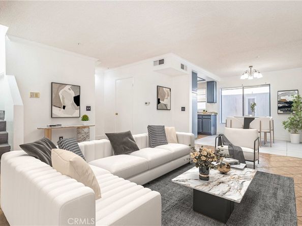 8800 Burnet 8, North Hills CA 91343