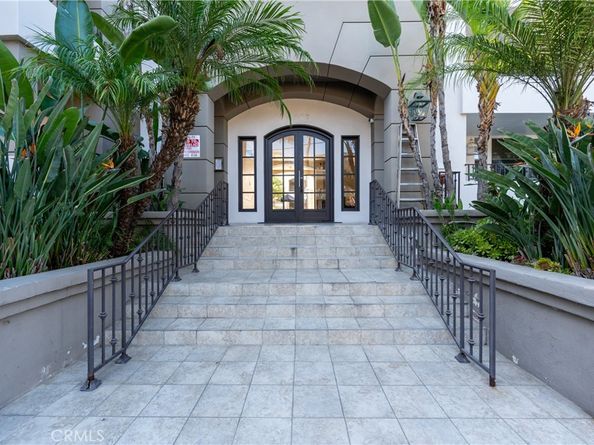 4637 Willis 110, Sherman Oaks CA 91403