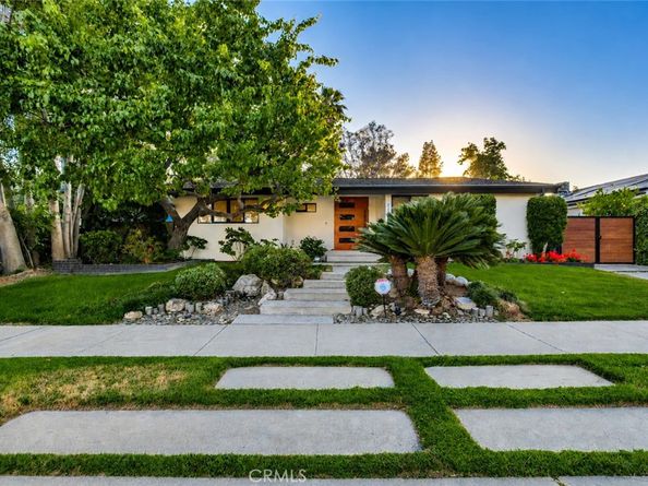 5715 Corteen, Valley Village CA 91607