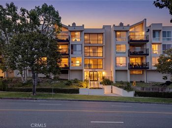 1340 S Beverly Glen