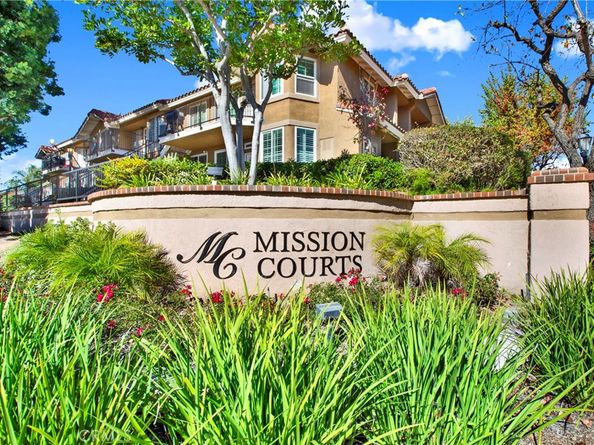 15 Via Hermosa, Rancho Santa Margarita CA 92688