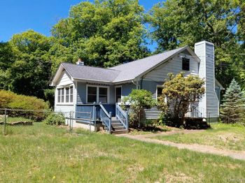 27 Hillside Drive