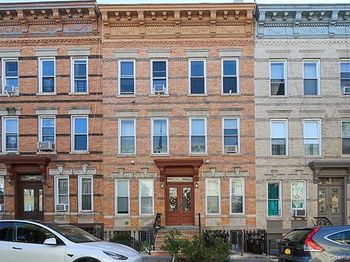 1832 George Street