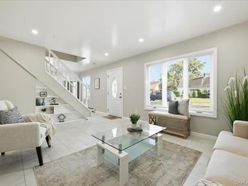 4 Clover Lane