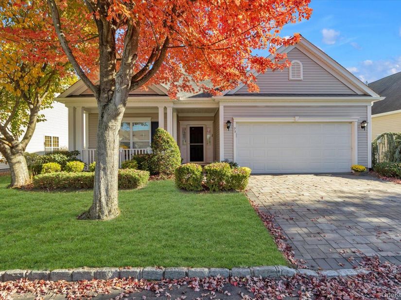 93 Louden Loop, Mount Sinai NY 11766