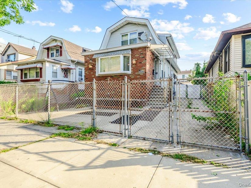 950 Edison Avenue, Bronx NY 10465