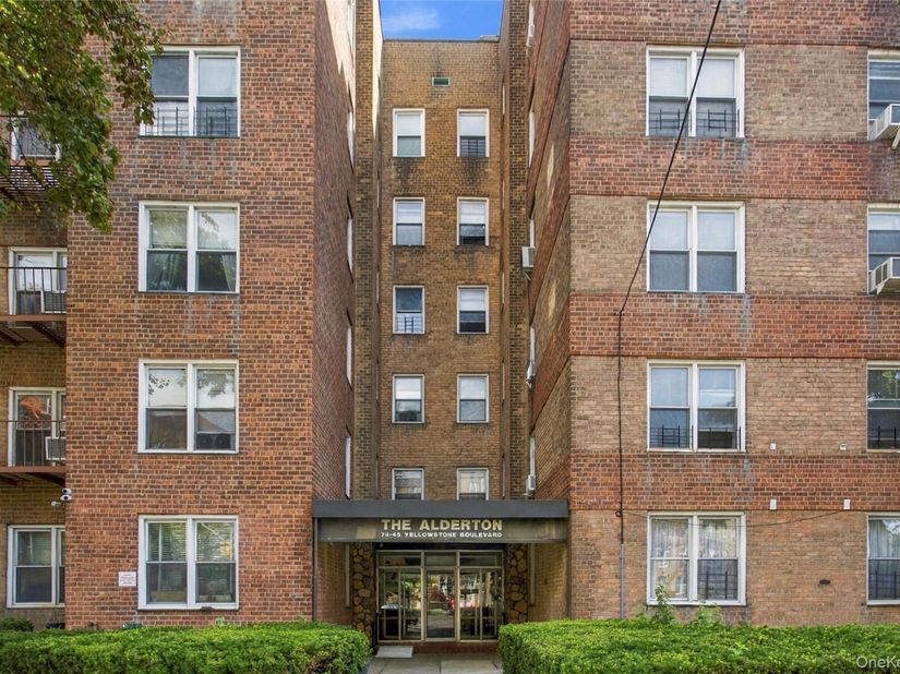 74-45 Yellowstone Boulevard 4G, Rego Park NY 11374
