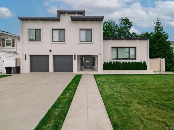 929 Jewel Drive, North Woodmere NY 11581
