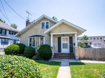 2415 Gale Avenue