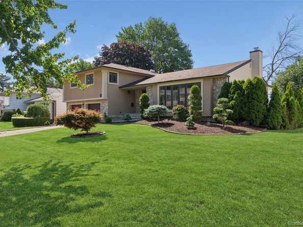 51 Dogwood Road, Searingtown NY 11507