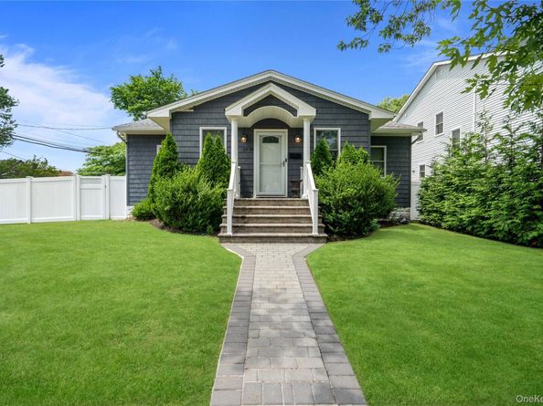 2978 Grand Boulevard, Baldwin NY 11510