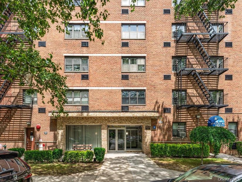 153-25 88th Street 1N, Howard Beach NY 11414